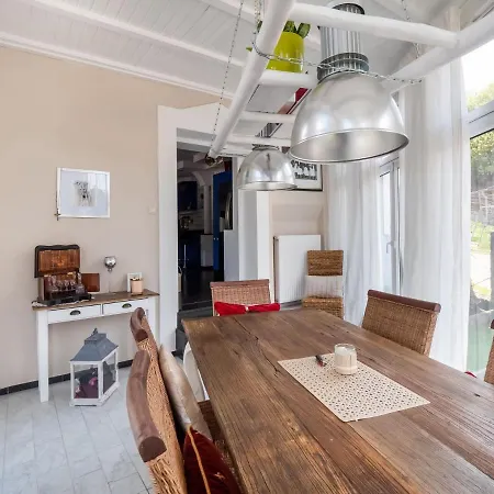 Luxurious With A Private Garden Ditscheid