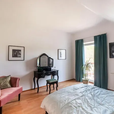 Luxurious With A Private Garden