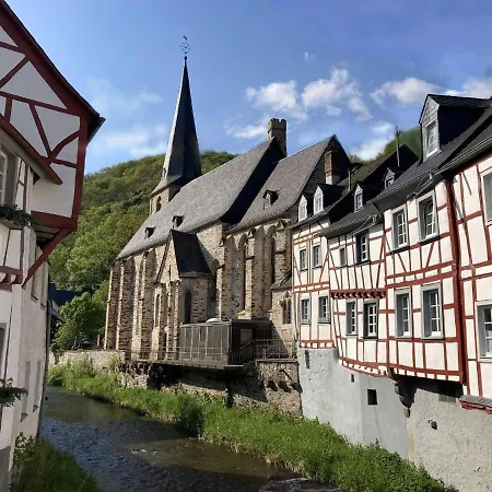 Luxurious With A Private Garden Holiday home Ditscheid