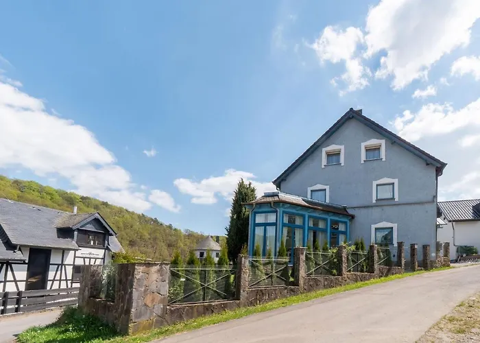 Luxurious With A Private Garden בית נופש Ditscheid