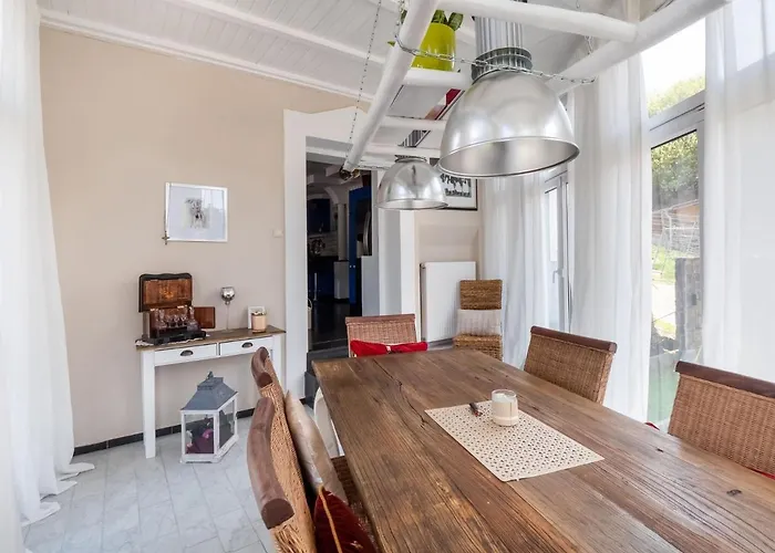 Luxurious With A Private Garden Ditscheid