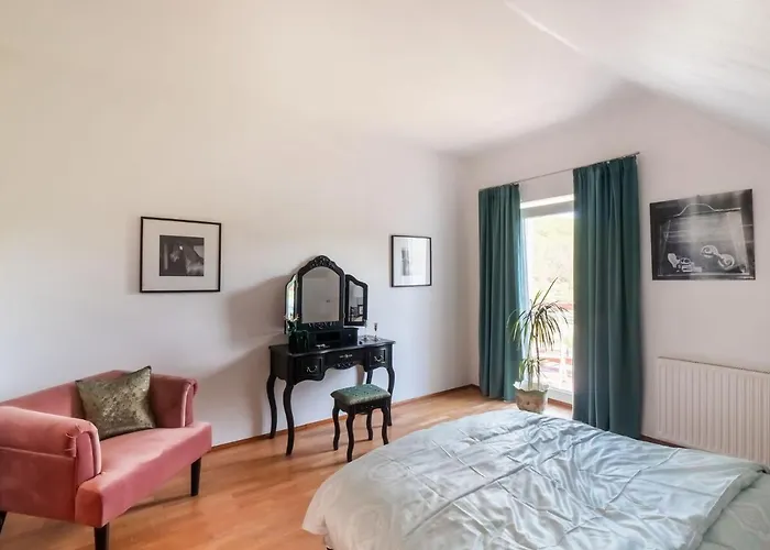 Luxurious With A Private Garden