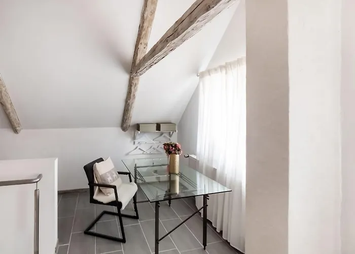 Luxurious With A Private Garden *